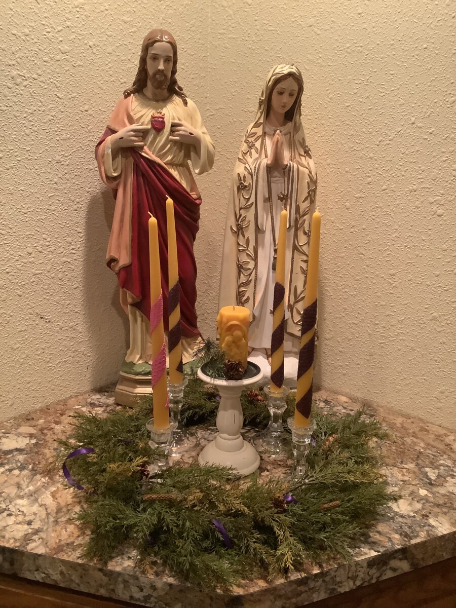 Beeswax Advent Candle with Holy Family Set Peter’s Square
