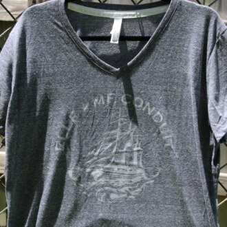 Elle Me Conduit T-shirt