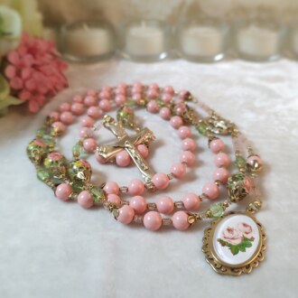 Thorned Rose Cameo Rosary with Polished Brass Components